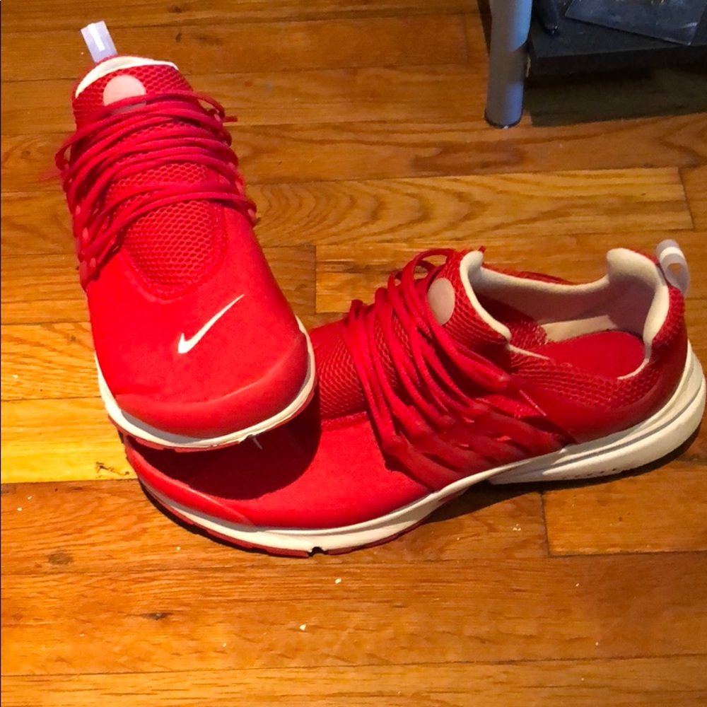 Nike Air Presto Red and White